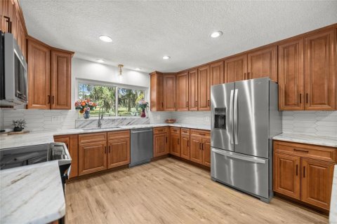 House in Ocala, Florida 3 bedrooms, 195.75 sq.m. № 1689946 - photo 15