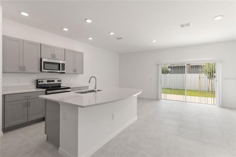 Townhouse in Kissimmee, Florida 3 bedrooms, 127.55 sq.m. № 1878047 - photo 6