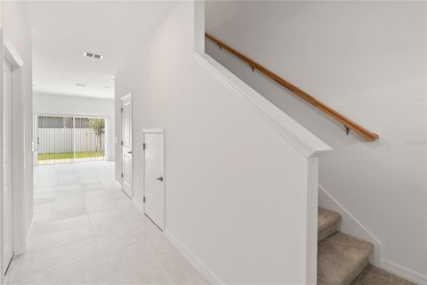 Townhouse in Kissimmee, Florida 3 bedrooms, 127.55 sq.m. № 1878047 - photo 4