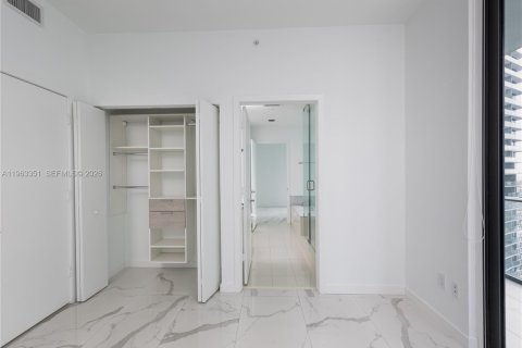 Снять в аренду кондоминиум в Майами, Флорида 3 спальни, 153.2м2, № 2026977 - фото 8