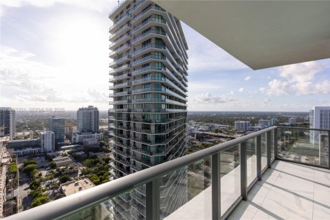 Снять в аренду кондоминиум в Майами, Флорида 3 спальни, 153.2м2, № 2026977 - фото 29