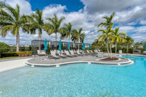 Adosado en venta en Homestead, Florida, 3 dormitorios, 123.65 m2 № 1775886 - foto 24