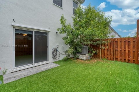 Adosado en venta en Homestead, Florida, 3 dormitorios, 123.65 m2 № 1775886 - foto 17