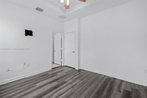 Adosado en venta en Homestead, Florida, 3 dormitorios, 123.65 m2 № 1775886 - foto 13