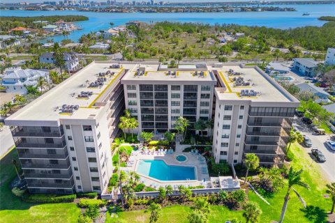 Condo in Sarasota, Florida, 2 bedrooms  № 1744112 - photo 26