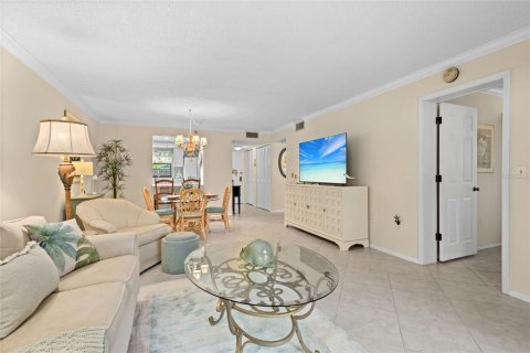 Condo in Sarasota, Florida, 2 bedrooms  № 1744112 - photo 7
