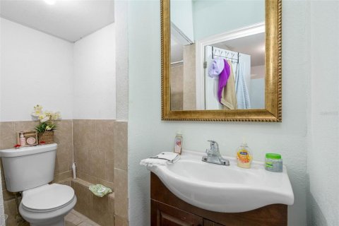 House in Clearwater, Florida 3 bedrooms, 175.96 sq.m. № 1066567 - photo 26