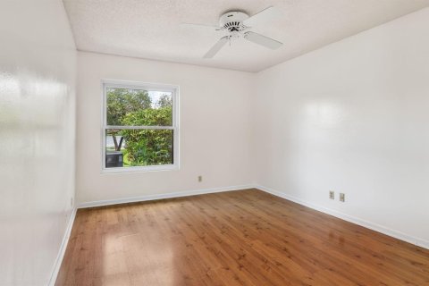 Villa ou maison à vendre à Weston, Floride: 2 chambres, 122.72 m2 № 2385133 - photo 22