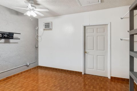 Villa ou maison à vendre à Weston, Floride: 2 chambres, 122.72 m2 № 2385133 - photo 26