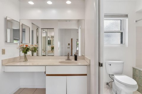 Villa ou maison à vendre à Weston, Floride: 2 chambres, 122.72 m2 № 2385133 - photo 18