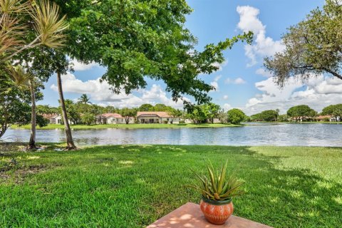 Villa ou maison à vendre à Weston, Floride: 2 chambres, 122.72 m2 № 2385133 - photo 29
