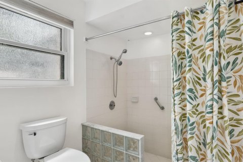 Villa ou maison à vendre à Weston, Floride: 2 chambres, 122.72 m2 № 2385133 - photo 19