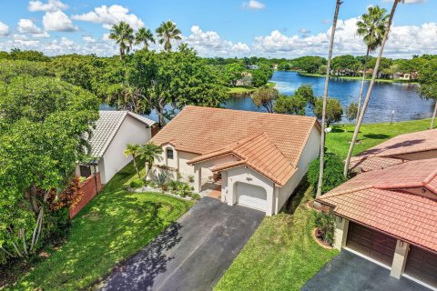 Villa ou maison à Weston, Floride 2 chambres, 122.72 m2 № 2385133