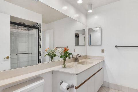 Villa ou maison à vendre à Weston, Floride: 2 chambres, 122.72 m2 № 2385133 - photo 24