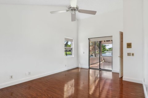 Villa ou maison à vendre à Weston, Floride: 2 chambres, 122.72 m2 № 2385133 - photo 16
