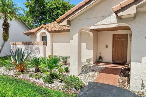 Villa ou maison à vendre à Weston, Floride: 2 chambres, 122.72 m2 № 2385133 - photo 3