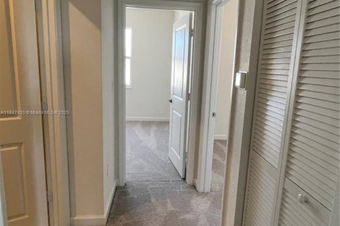 Townhouse in Miami, Florida 3 bedrooms, 137.77 sq.m. № 1849164 - photo 7