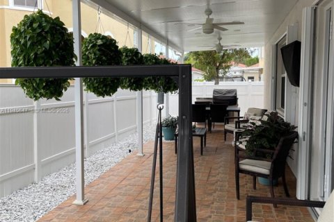 Casa en venta en Homestead, Florida, 4 dormitorios, 169.08 m2 № 2001880 - foto 28