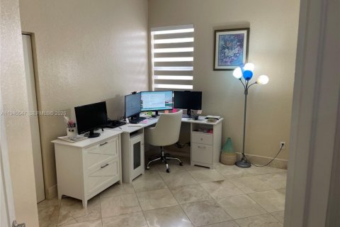 Casa en venta en Homestead, Florida, 4 dormitorios, 169.08 m2 № 2001880 - foto 19