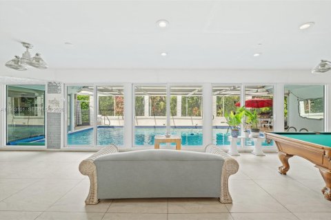 Villa ou maison à vendre à Coral Gables, Floride: 4 chambres, 270.07 m2 № 2023987 - photo 16