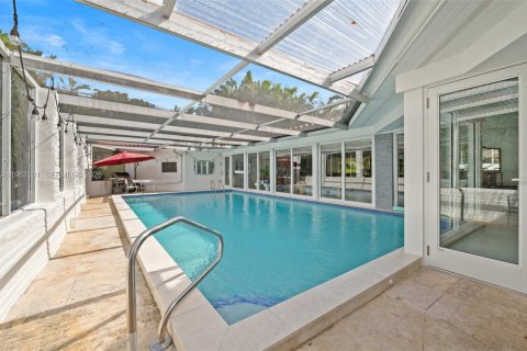 Villa ou maison à vendre à Coral Gables, Floride: 4 chambres, 270.07 m2 № 2023987 - photo 17