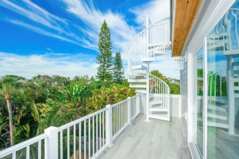 Villa ou maison à vendre à Holmes Beach, Floride: 4 chambres, 211.07 m2 № 1677623 - photo 30