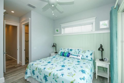 Villa ou maison à vendre à Holmes Beach, Floride: 4 chambres, 211.07 m2 № 1677623 - photo 11