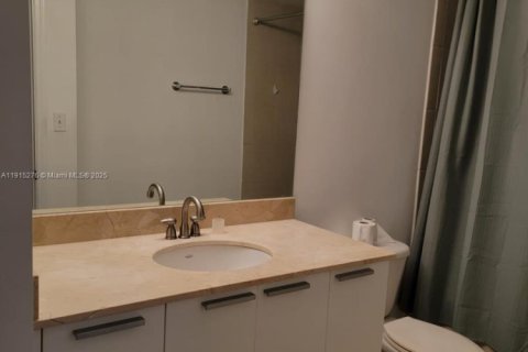 Condo in Hollywood, Florida, 1 bedroom  № 1971416 - photo 25