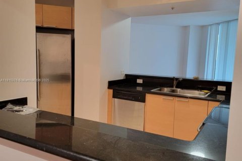 Condo in Hollywood, Florida, 1 bedroom  № 1971416 - photo 18