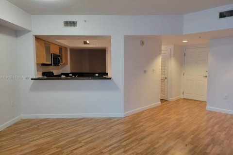 Condo in Hollywood, Florida, 1 bedroom  № 1971416 - photo 15