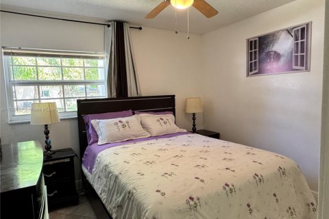 Villa ou maison à vendre à Deerfield Beach, Floride: 2 chambres, 95.32 m2 № 1697873 - photo 9