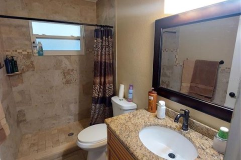 Villa ou maison à louer à Englewood, Floride: 2 chambres, 109.25 m2 № 1550224 - photo 13