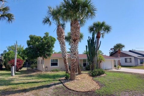 House in Englewood, Florida 2 bedrooms, 109.25 sq.m. № 1550224 - photo 29