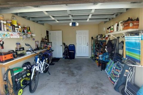 House in Englewood, Florida 2 bedrooms, 109.25 sq.m. № 1550224 - photo 30