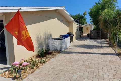 Снять в аренду виллу или дом в Энглвуд, Флорида 5 комнат, 109.25м2, № 1550224 - фото 23