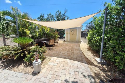 House in Englewood, Florida 2 bedrooms, 109.25 sq.m. № 1550224 - photo 24