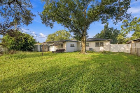 Commercial property in Tampa, Florida 156.26 sq.m. № 2420329 - photo 20