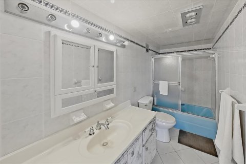 Condo in Hollywood, Florida, 2 bedrooms № 2173898 - photo 25