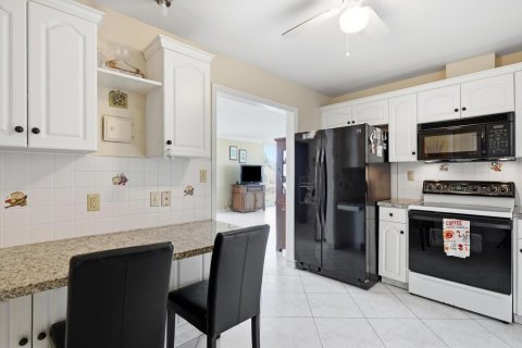 Condo in Hollywood, Florida, 2 bedrooms № 2173898 - photo 20