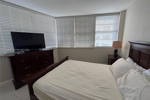 Copropriété à vendre à Miami, Floride: 2 chambres, 91.97 m2 № 2428415 - photo 13