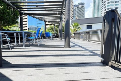 Copropriété à vendre à Miami, Floride: 2 chambres, 91.97 m2 № 2428415 - photo 26