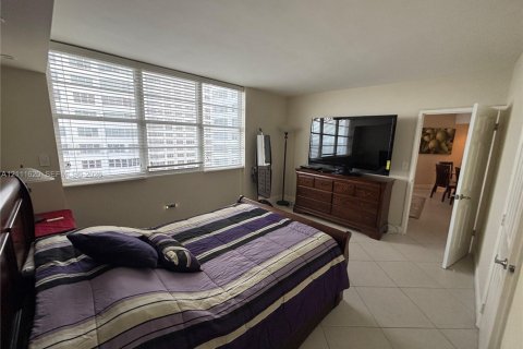 Copropriété à vendre à Miami, Floride: 2 chambres, 91.97 m2 № 2428415 - photo 18