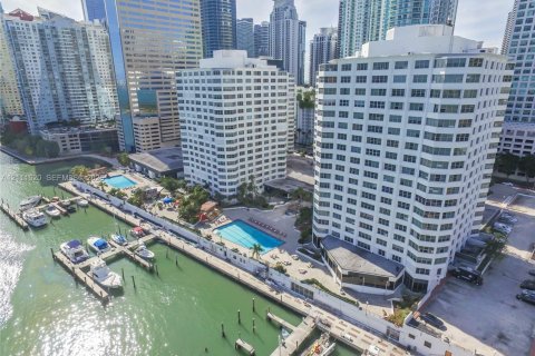 Copropriété à vendre à Miami, Floride: 2 chambres, 91.97 m2 № 2428415 - photo 28