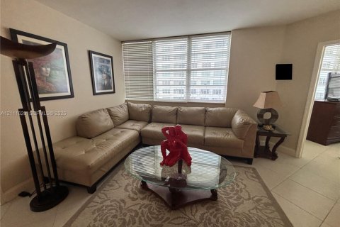 Copropriété à vendre à Miami, Floride: 2 chambres, 91.97 m2 № 2428415 - photo 20