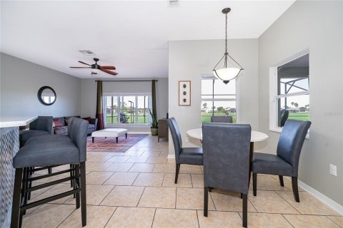 House in BELLALAGO in Kissimmee, Florida 6 bedrooms, 337.79 sq.m. № 2217569 - photo 11
