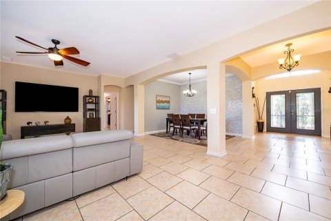 House in BELLALAGO in Kissimmee, Florida 6 bedrooms, 337.79 sq.m. № 2217569 - photo 6
