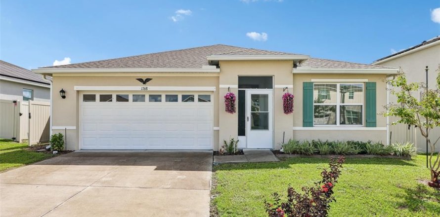 Villa ou maison à Tavares, Floride 3 chambres, 155.33 m2 № 2349774