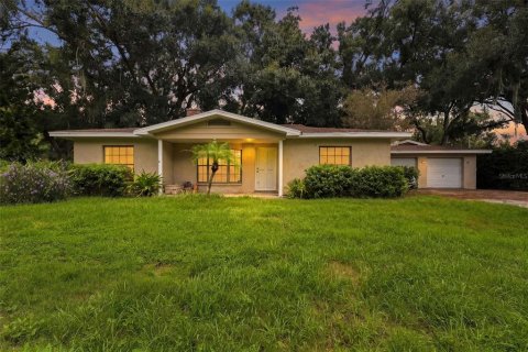 Villa ou maison à Lutz, Floride 3 chambres, 155.7 m2 № 2356231