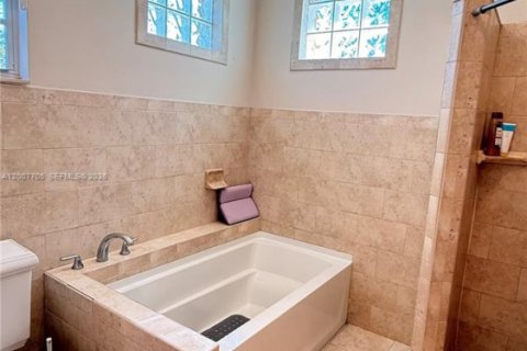 Villa ou maison à vendre à Port St. Lucie, Floride: 4 chambres, 270.25 m2 № 2075380 - photo 19