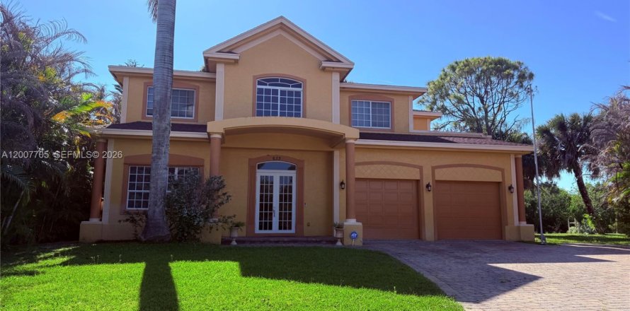 Villa ou maison à Port St. Lucie, Floride 4 chambres, 270.25 m2 № 2075380